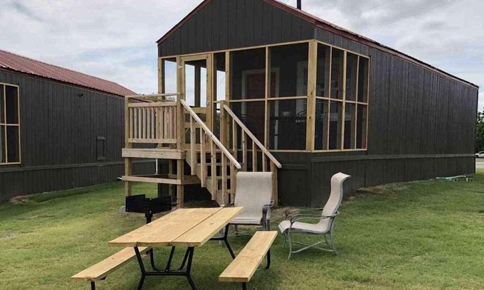 Mead House | Lakefront Cabin - Texoma Coast - 14