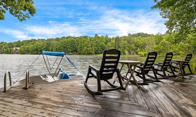 Lake Lure House | Lakefront Cabin w/Dock, Game Room & Fire Pit | Resort Access + Biltmore Pass