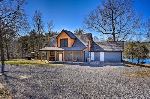 Trenton House | Lakefront Cabin with Deck, Fire Pit in Trenton!
