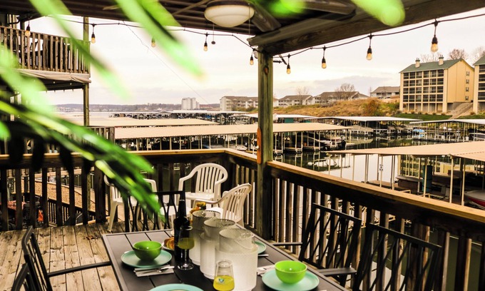 Village of Four Seasons Apartment | Lakefront Condo, 2 Bed, 2 Bath-Sleeps 6, Pool, Hot Tub, Tennis Courts, Swim Dock, WIFI