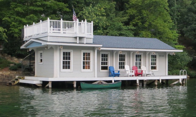Lake Lure Cottage | Lakefront Cottage on Lake Lure