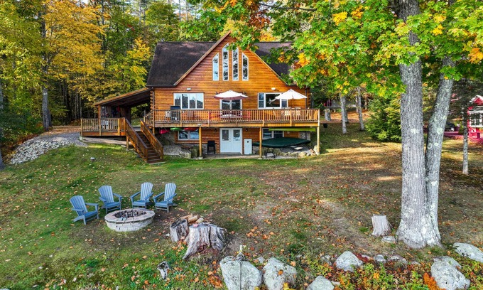 Norway House | Lakefront, dog-friendly home with dock, kayaks, SUPs, canoe, huge deck & firepit