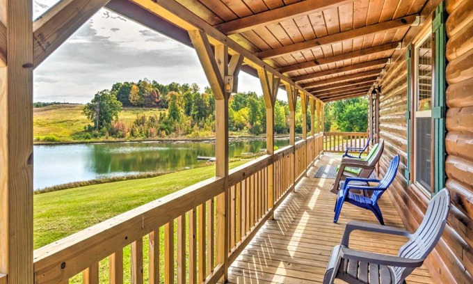 Rocky Hill House | Lakefront Escape with Private Dock and On-Site Hiking!