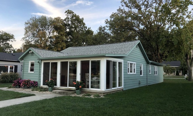 Lakeview House | Lakefront Family-Friendly "Islander" Home w/Dock! Breathtaking Open Water Views!