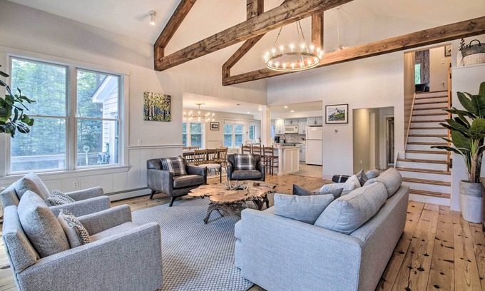 Greenwood House | Lakefront Family Retreat: Skiing & Mountain Biking