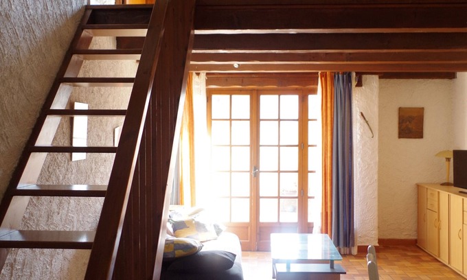 Esparron-de-Verdon House | Lakefront house 75m2 large terrace, barbecue, castle view for 6 people