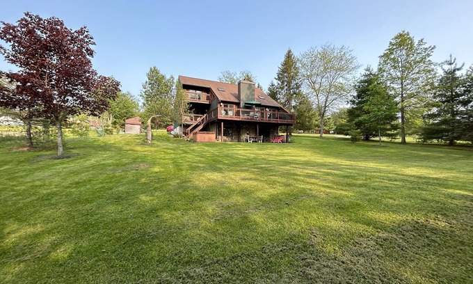 Highland Lake House | Lakefront home on five acres