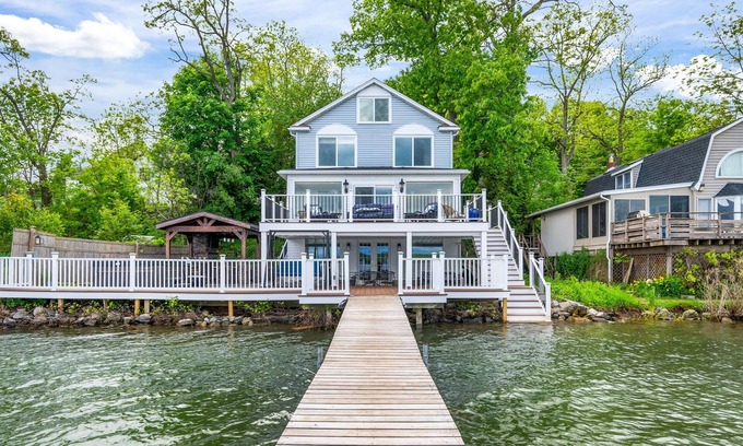 Seneca Falls House | Lakefront | Hot Tub | 10 Guest | Dock + Kayaks