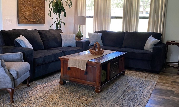 Afton House | Lakefront House, Sleeps 20, Great for Family Gatherings, One hour from Tulsa