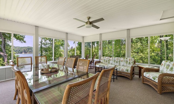 Wilkesboro Cabin | Lakefront House with Great Views