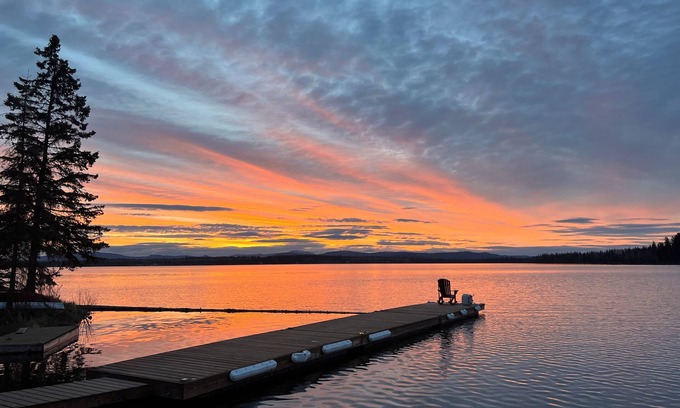 Sheridan Lake House | Lakefront Luxury
