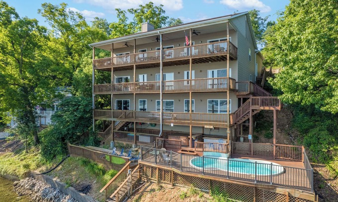Lake of the Ozarks House | Lakefront Ozarks Home: Tiki Bar, Pool, Deck, Views