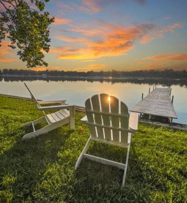 Pierceton House | Lakefront Pierkayakspaddleboatfishing