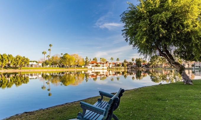 Desert Shores Condo | LAKEFRONT! RAVE REVIEWS! waterfalls,creek,walking trails, wildlife