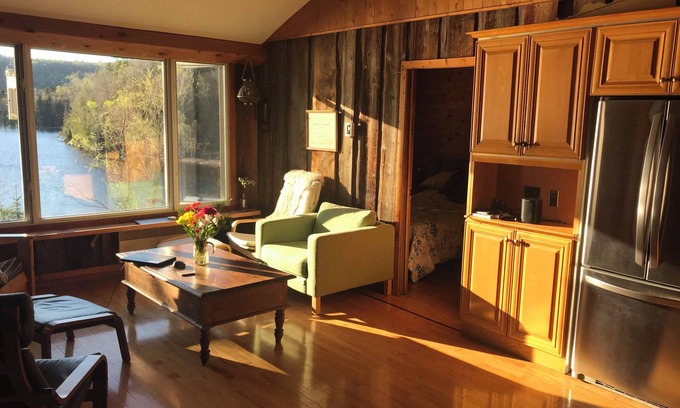 Saint Come Ski Chalet | Lakefront + ski - 3 bedrooms Chalet with a view