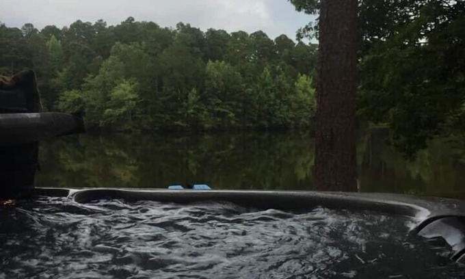 Hot Springs Village House | Lakefront W 6 per Spa, sauna,& 6 kayaks!