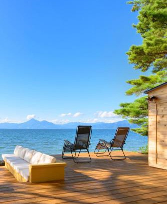 Tenei-mura House | Lakehide Konan - 1日1組1棟貸切 湖畔のサウナ付貸別荘