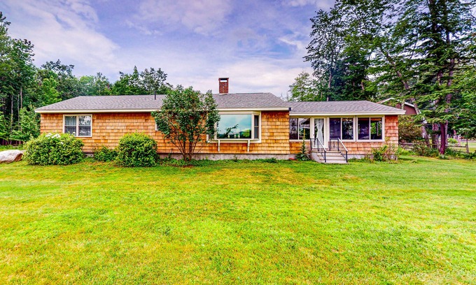 Norway House | Lakehouse home with private dock, firepit, grill, kayaks and canoes