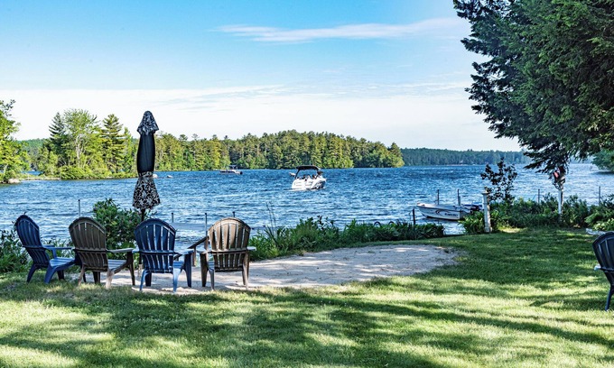South Casco House | Lakehouse with large level yard on pristine Little Sebago Lake