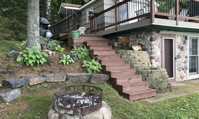 Luck Cabin | Lakeshore Cabin On The Waters Edge of Bone Lake