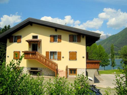 Molina di Ledro House | Lakeside Escape in Ledro
