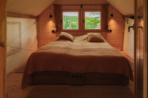 Lukovica Other | Lakeside Glamping Tents Mažijev Grič