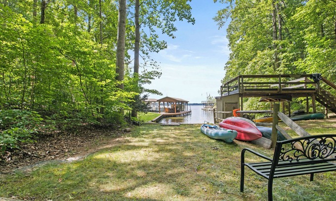 Lakeside Woods House | Lakeside Haven: Spacious Retreat with Stunning Views and Family Fun