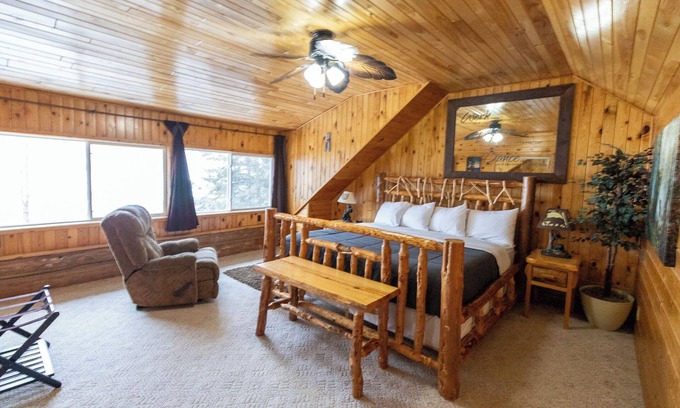 Nevis House | Lakeside Log Home with Pontoon & Game Room - Perfect for Families & Getaways!