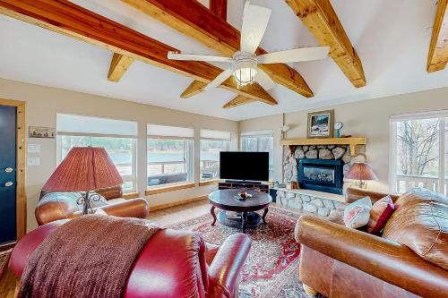 Pinetop-Lakeside House | Lakeside Luxury