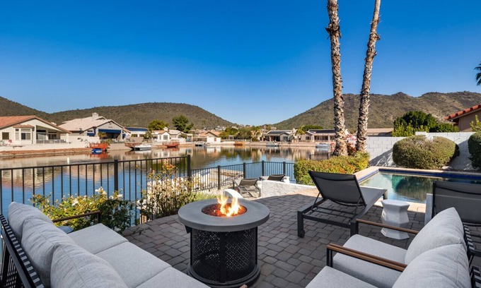 Arrowhead Lakes House | Lakeside Retreat - Heated Pool, Boat, Lake, Mountain Views 15 min to AZ Cardinals State Farm Stadium!