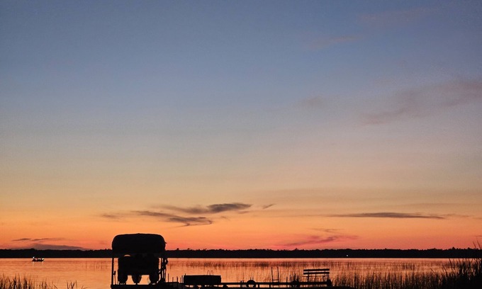 Center Township Cabin | Lakeside Sand Beach House on 3 Acres of fun Near Nisswa and Cross Lake.