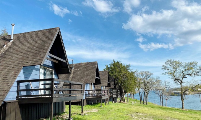 Indian Point Cabin | Lakeside Studio A-Frame Cabin | Calm Waters Resort | Boat Slips & Rentals | FREE Kayaks & Paddleboards | Guided Fishing & Lake Tours!