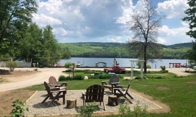Lochmere House | Lakeside Suite with full Kitchen