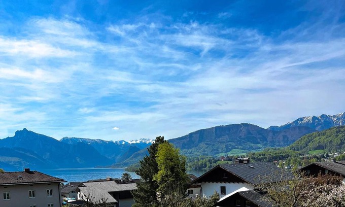 Altmuenster Apartment | Lakeside Traunsee Apartment
