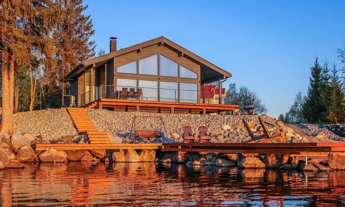 Nurmes House | Lakeside Villa by Interhome