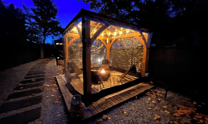 Okanagan-Similkameen Hotel | Lakeside Villa & Nordic Spa