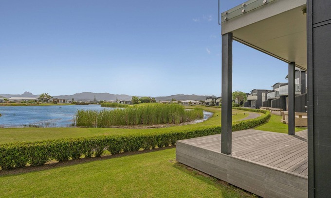 Matarangi House | Lakeside Villa Retreat - Matarangi Downstairs Unit
