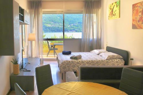 Cima Apartment | LakeStudio with Private Beach