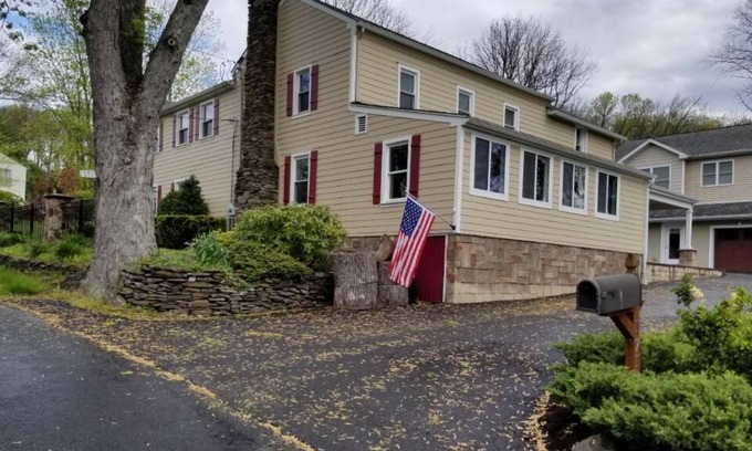 New Britain Township Other | Lakeview Farmhouse in Peace Valley Park Chalfont Pa