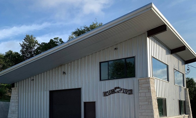 Oatmeal House | LAKEVIEW House