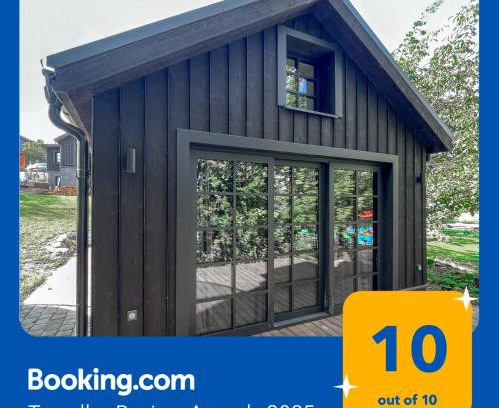 Trakai Villa | Lakeview Modern Karaim Cottage Trakai