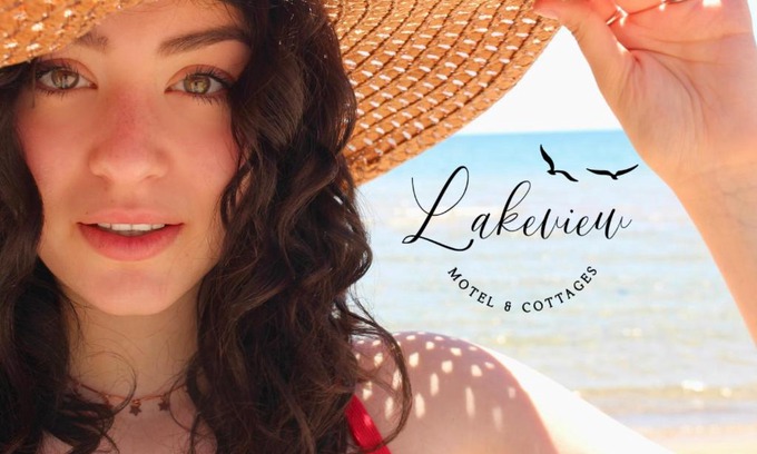 Sauble Beach Hotel | Lakeview Motel and Cottages