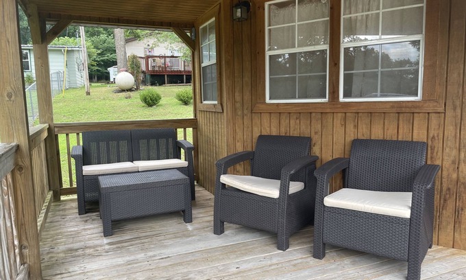 Warsaw Cabin | Lakeview pet friendly