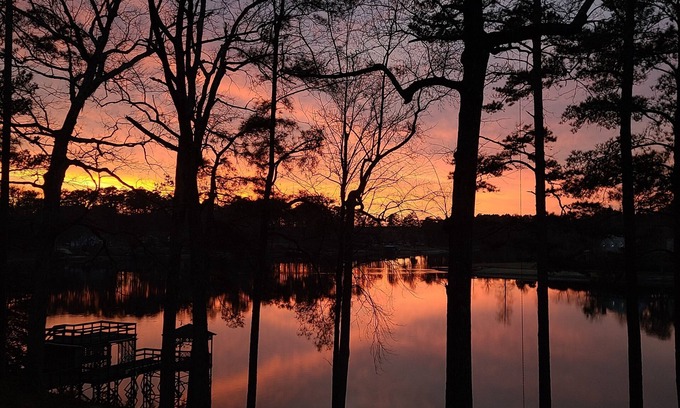 Cordova House | Lakeview Retreat - 30+min. from Southern Pines
