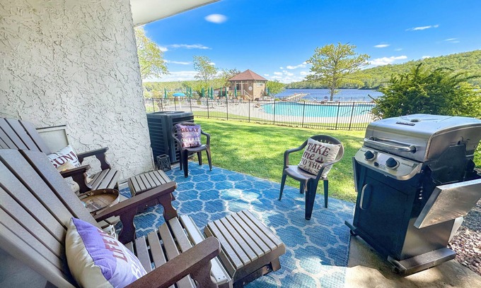 Lake Harmony Condo | "Lakeview Retreat" Lake & Pool Steps Away! 10min to Raceway, Golf, & Waterpark