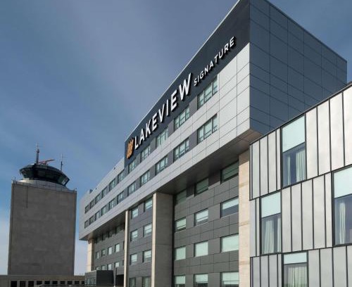 Winnipeg Hotel | Lakeview Signature, Trademark Collection by Wyndham
