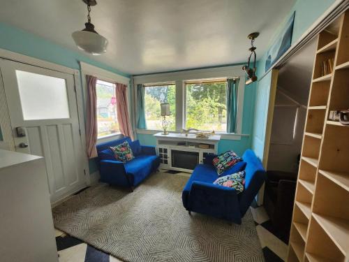 East Side Apartment | Lakeview Suite by Trout Lake