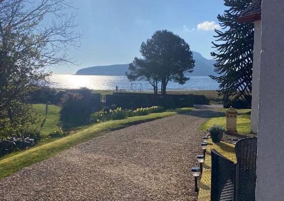 Isle of Arran Apartment | Lamlash- Self catering accommodation with seaviews