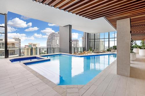 Broadbeach Apartment | Lamour Ocean View Apartment II in Casino Broadbeach - free parking-195cm