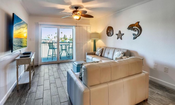 Sunset Beach House | Land's End 3-203 Bay Front - Premier